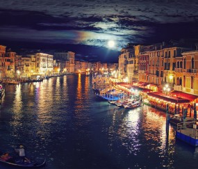 小孩反复发烧可以不用药吗